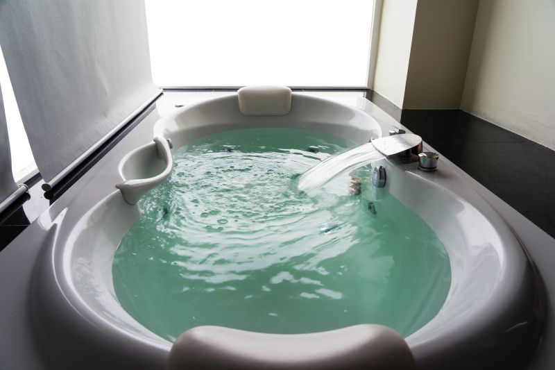 Spa-Style Tubs